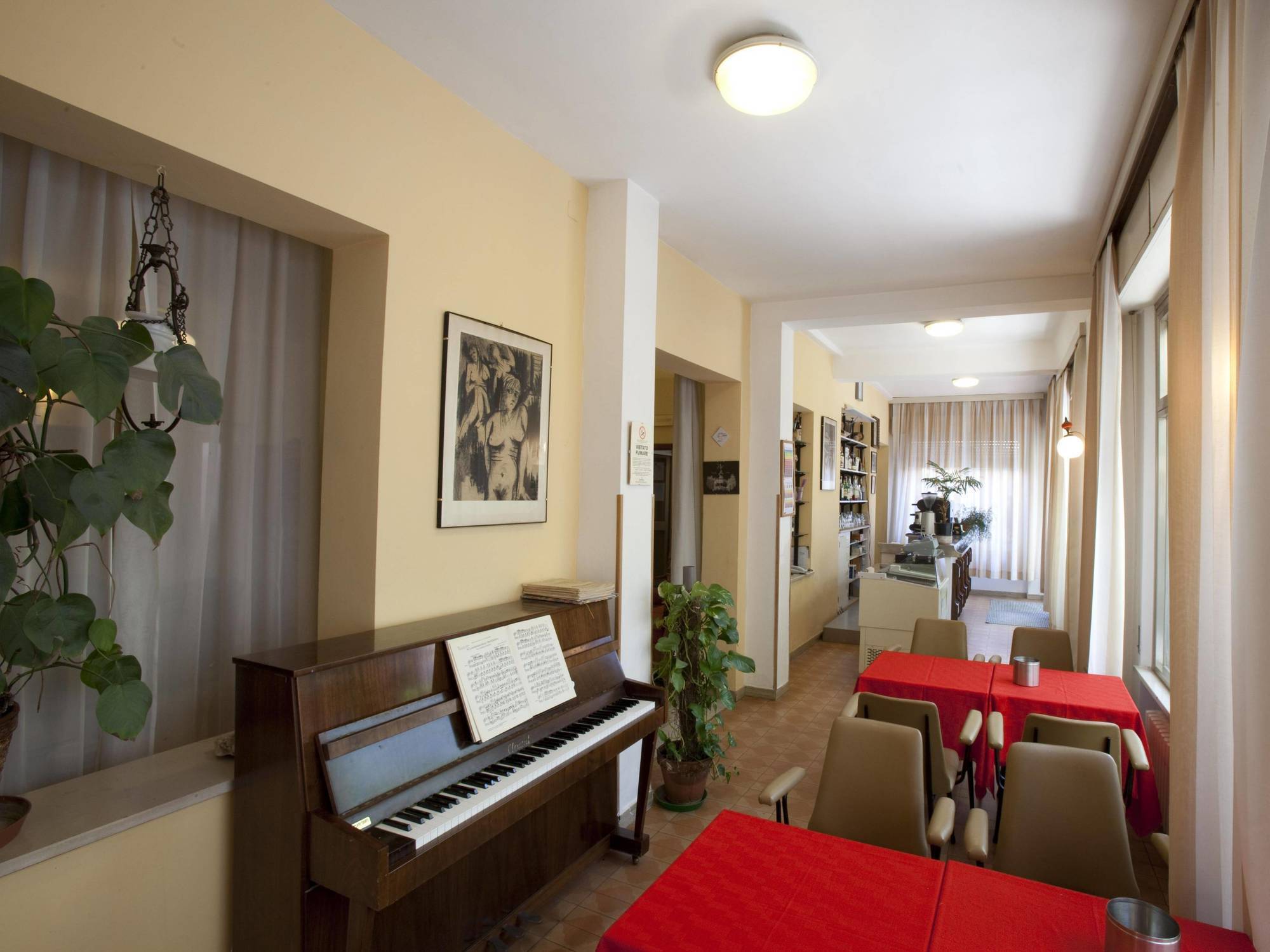 Albergo Moretti Senigallia Exteriör bild
